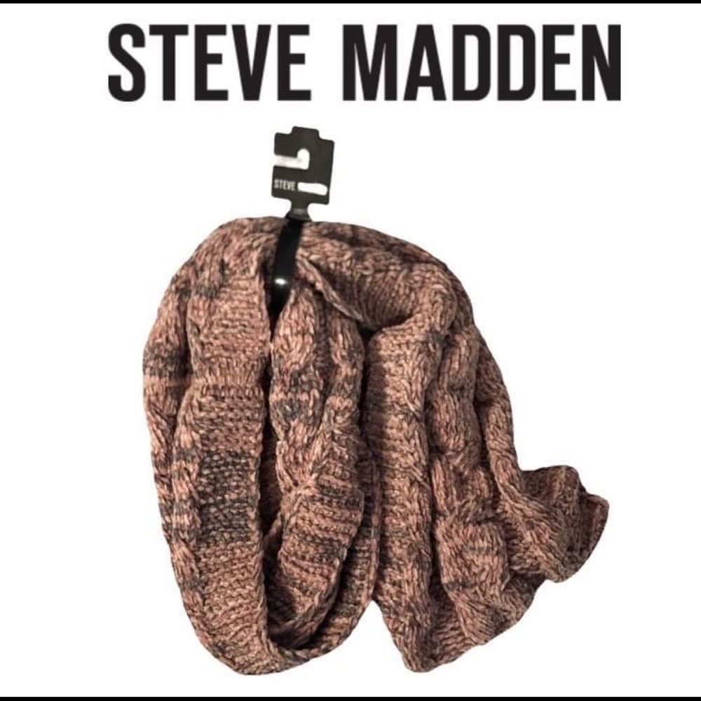 Steve Madden infinity scarf